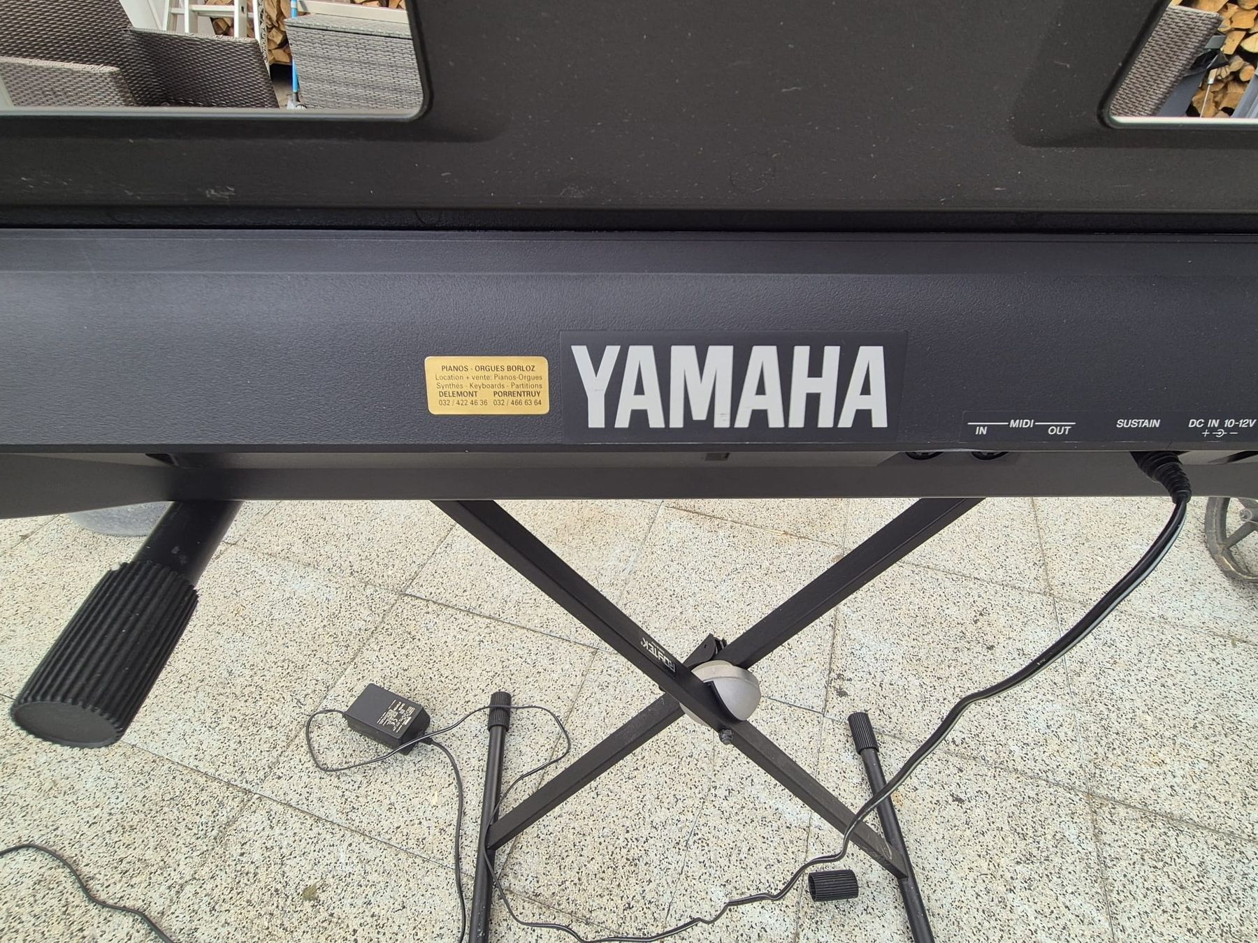 Yamaha Strumenti musicali: Clavier Yamaha avec stand et alimentation – Usato da Delémont venduto da isa_z6dl 4