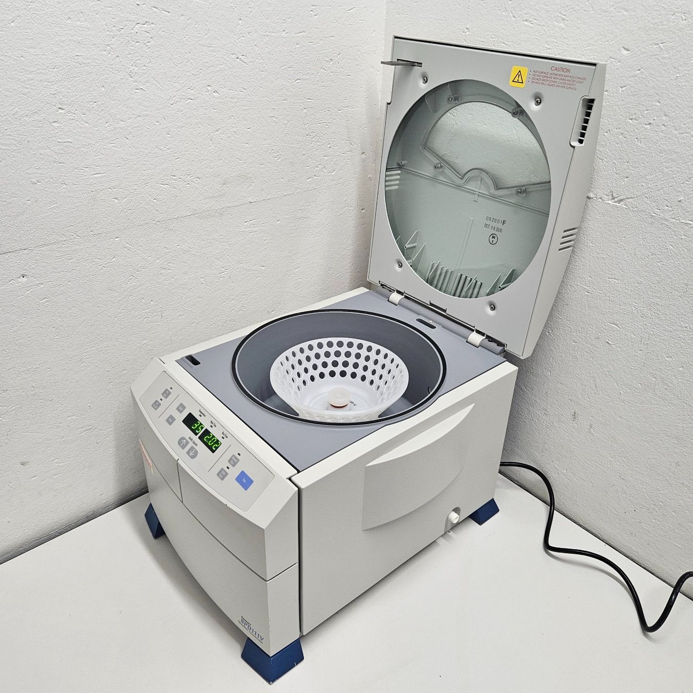 Misurare: Speedvac SPD111V von ThermoFisher – Usato da Niederdorf venduto da LeptonAG_Labor 5