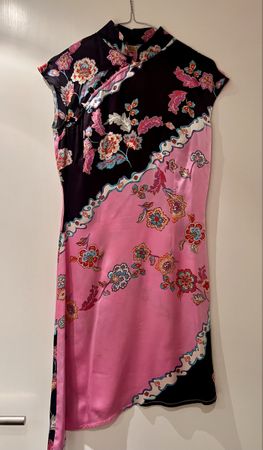 Wunderschönes Seidenkleid im asiatischen Stil Gr.34