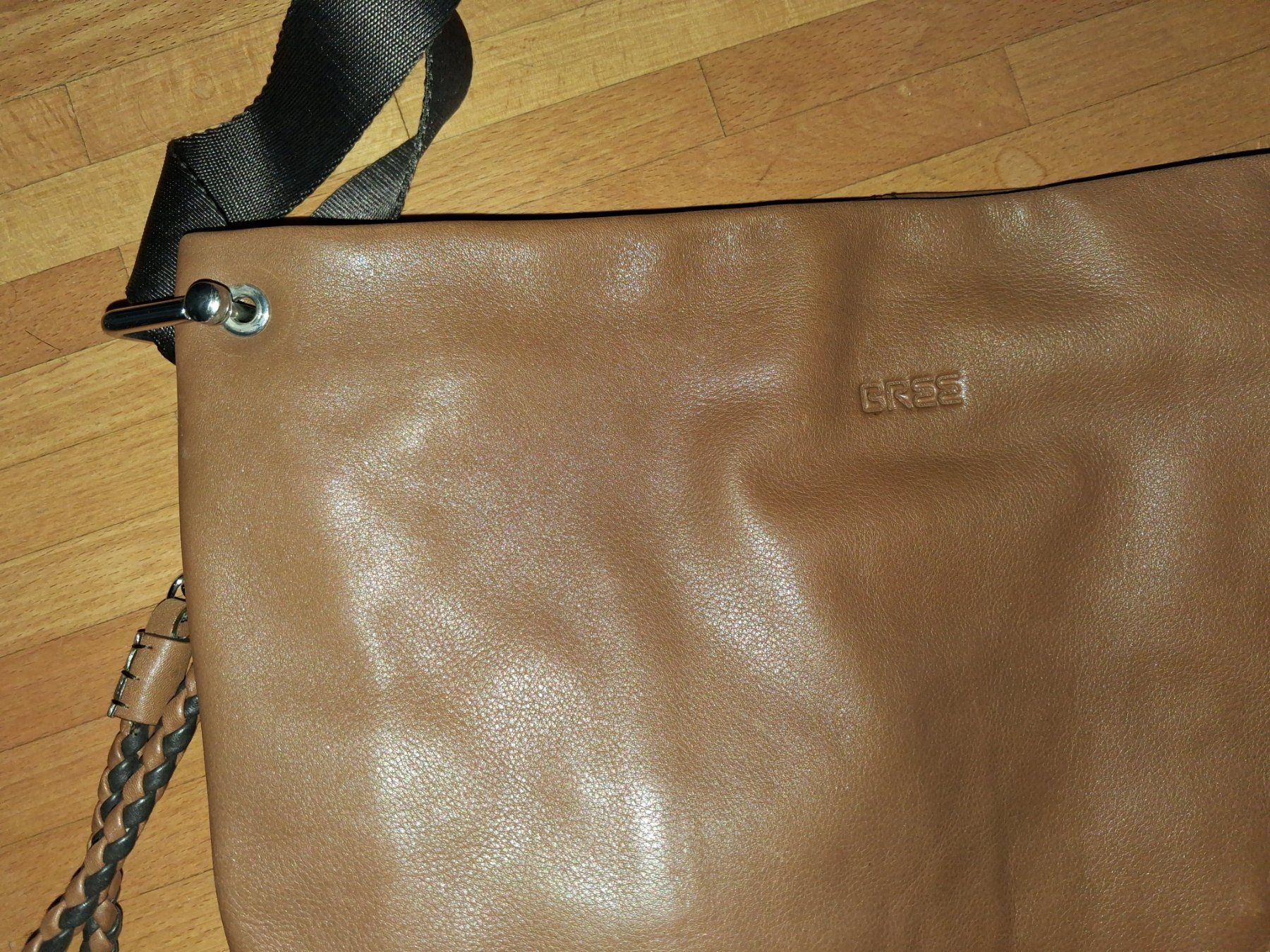 Bree Sacs femmes: BREE Ledertasche – D'occasion à Wetzikon ZH par med_2y76