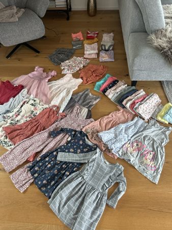 XXL -Mädchen-Kleider & Tops Konvolut Gr. 110/116