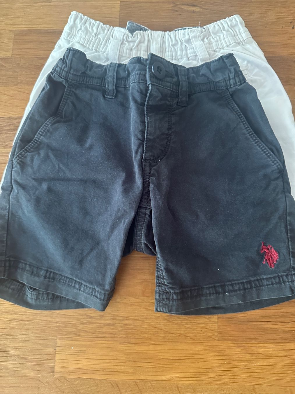 Tommy Hilfiger Lotti & Set di vestiti: Boy Set Gr 92 Polo Assan – Usato da Zürich venduto da JuliaSp 5