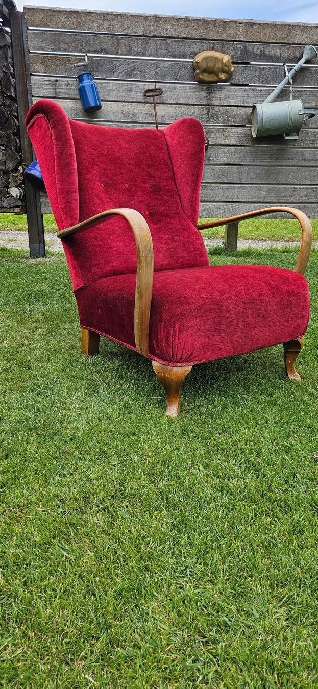 Poltrone: Roter Ohrensessel im Vintage-Stil – Usato da ZIHLSCHLACHT venduto da Raja9 4
