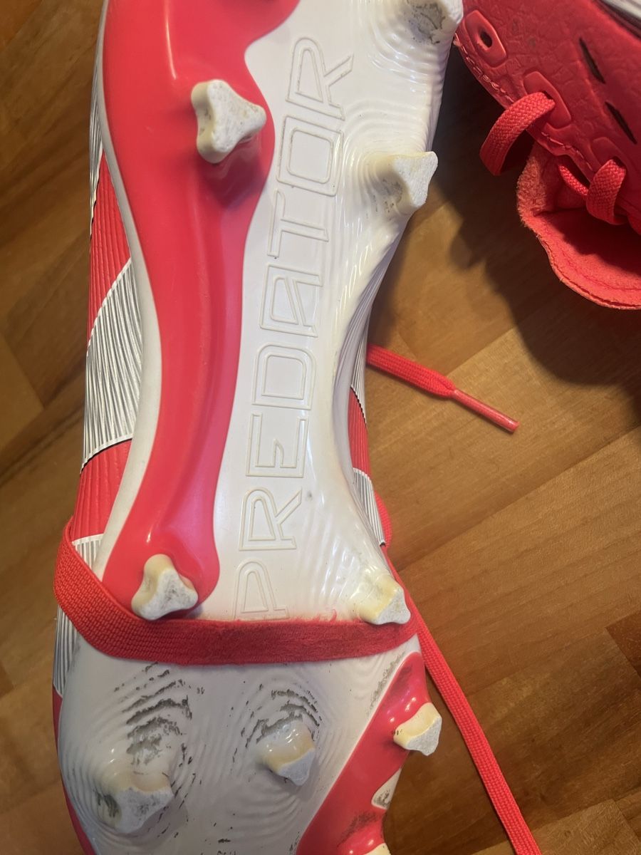 Adidas Scarpe da uomo: Adidas Predator Gr. 42 – Usato da Zürich venduto da projektkinderwagen 3