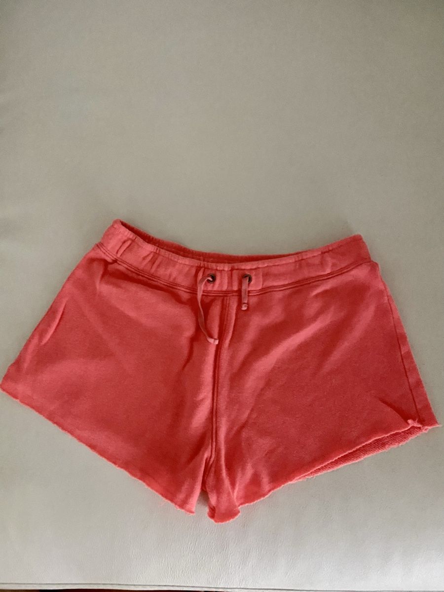 Hosen: Short Gr M – Gebraucht aus Horgen von smlecnik78