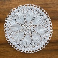 SPITZENDECKCHEN RUND GESTRICKT HANDARBEIT