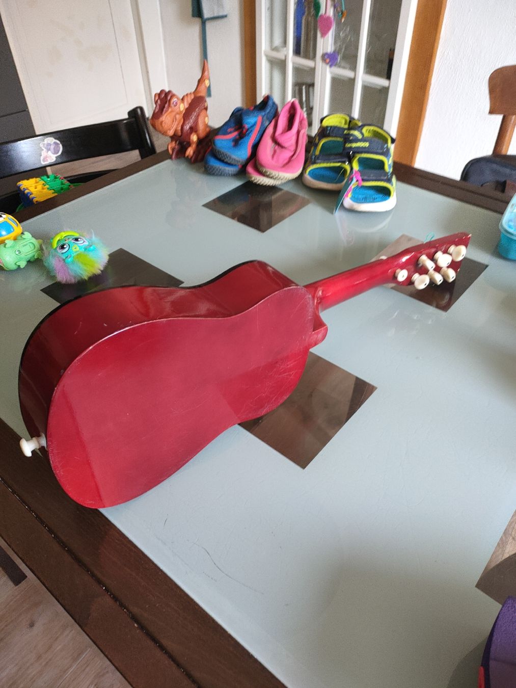 Giocattoli: Petite guitare pour enfant – Difettoso da Bière venduto da bla_b9zg 2
