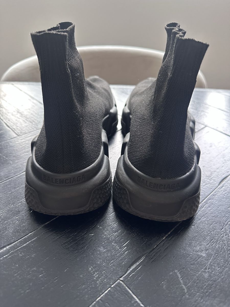Balenciaga Damenschuhe: Balenciaga Speed Gr. 38 Schwarz – Gebraucht aus Schaffhausen von Kimberley92 1