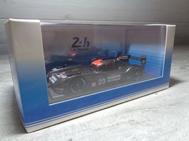 Ebbro 1:43 Circuit Nissan GT-R Nismo 24 Heures du Mans 2015