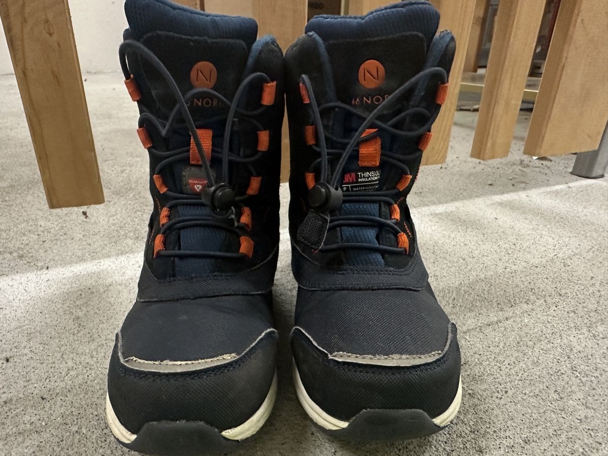 Scarpe per ragazzi: Winterboots wasserdicht blau Grösse 33 – Usato da Zürich venduto da ferreira.ana 4