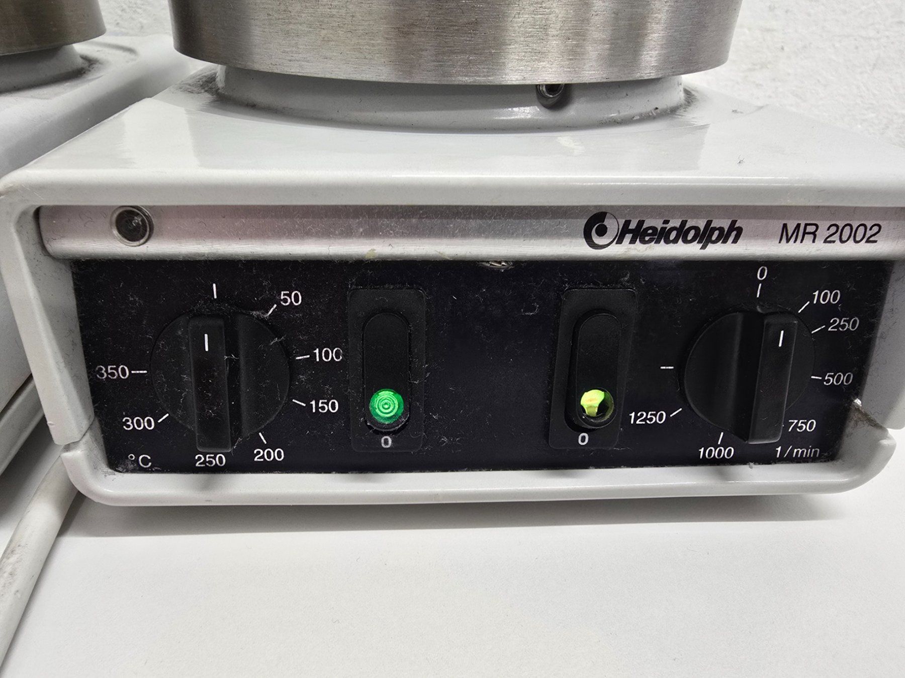Tutte le macchine: 2er Set Heidolph MR 2002 Magnetrührer – Usato da Niederdorf venduto da LeptonAG_Labor 1