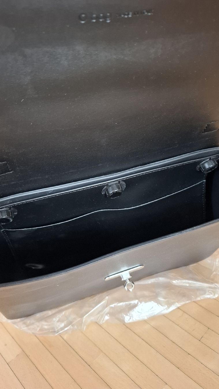 Obag Borse da donna: obag queen – Usato da Schwarzenbach SG venduto da LoveBag 5