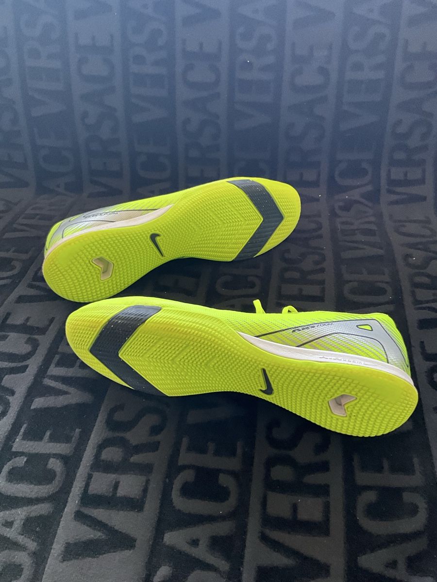 Scarpe da uomo: Nike Performance ZOOM VAPOR 16  – Nuovo (secondo la descrizione) da Zürich venduto da thovala 1