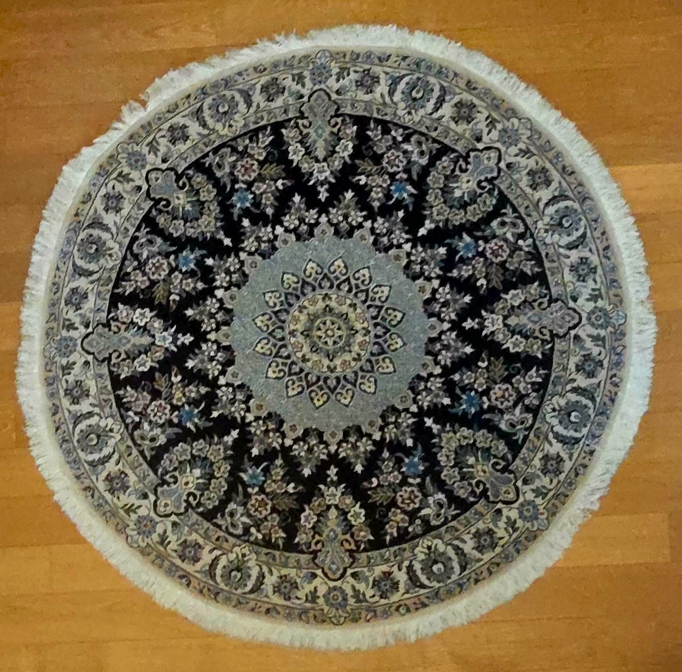 Tappeti: Handmade Nain wool silk rug – Usato da Bonstetten venduto da tranksi