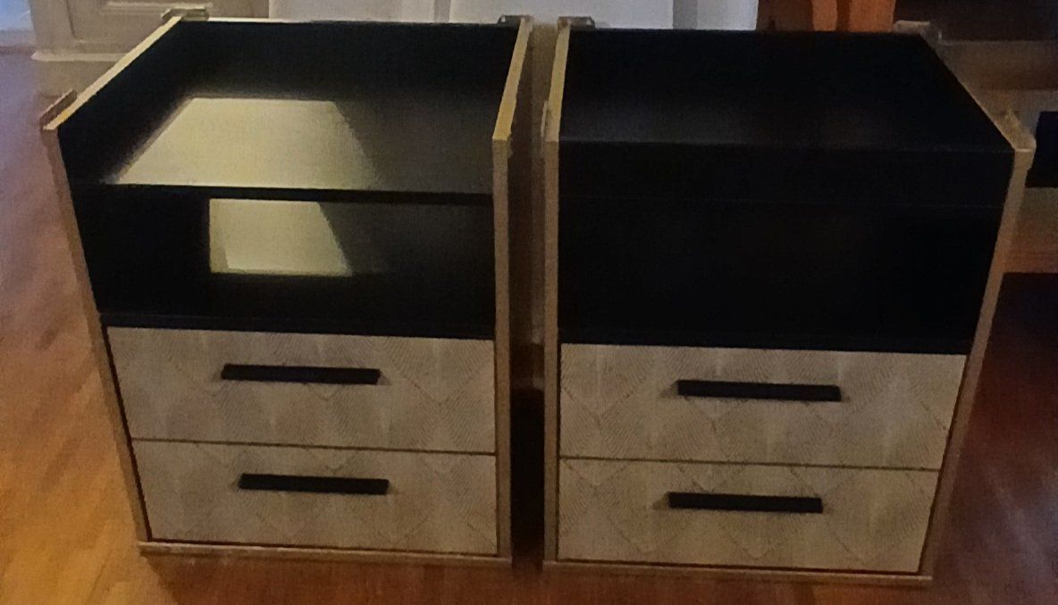 Cassettiere: Hochkommode &oder 2x Nachttische – Nuovo (secondo la descrizione) da Kaltbrunn venduto da flexvertebra 1