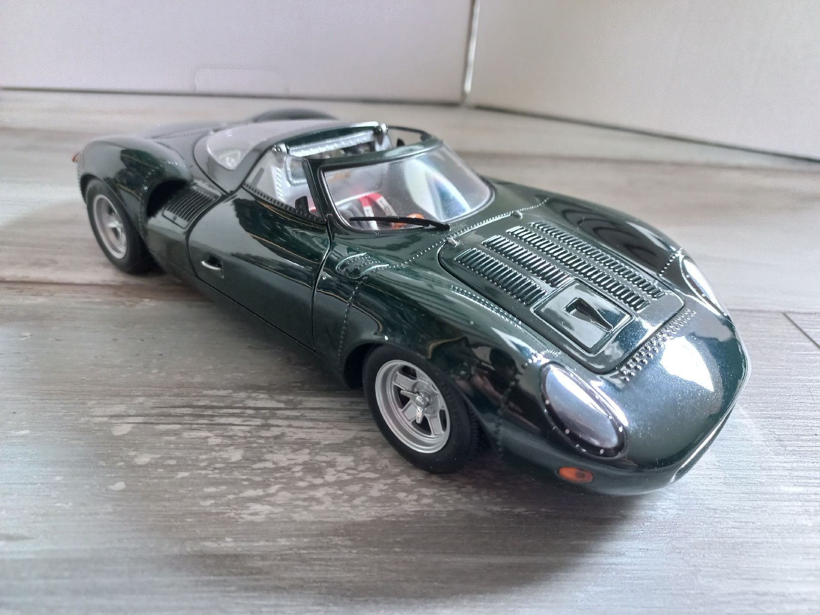 Autoart Voitures modèles: Jaguar XJ13 1/18 Autoart – Neuf (Voir description) à Attalens par remy_s00 1