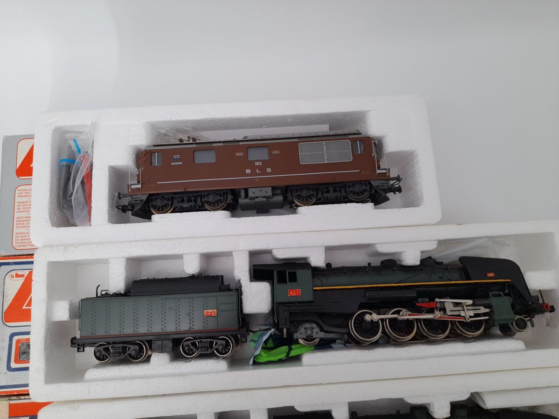 Lima Modellini di ferrovie: 5 Locomotives - Lima - CFF, SBB, etc .. – Usato da Delémont venduto da Loccaze2015 2