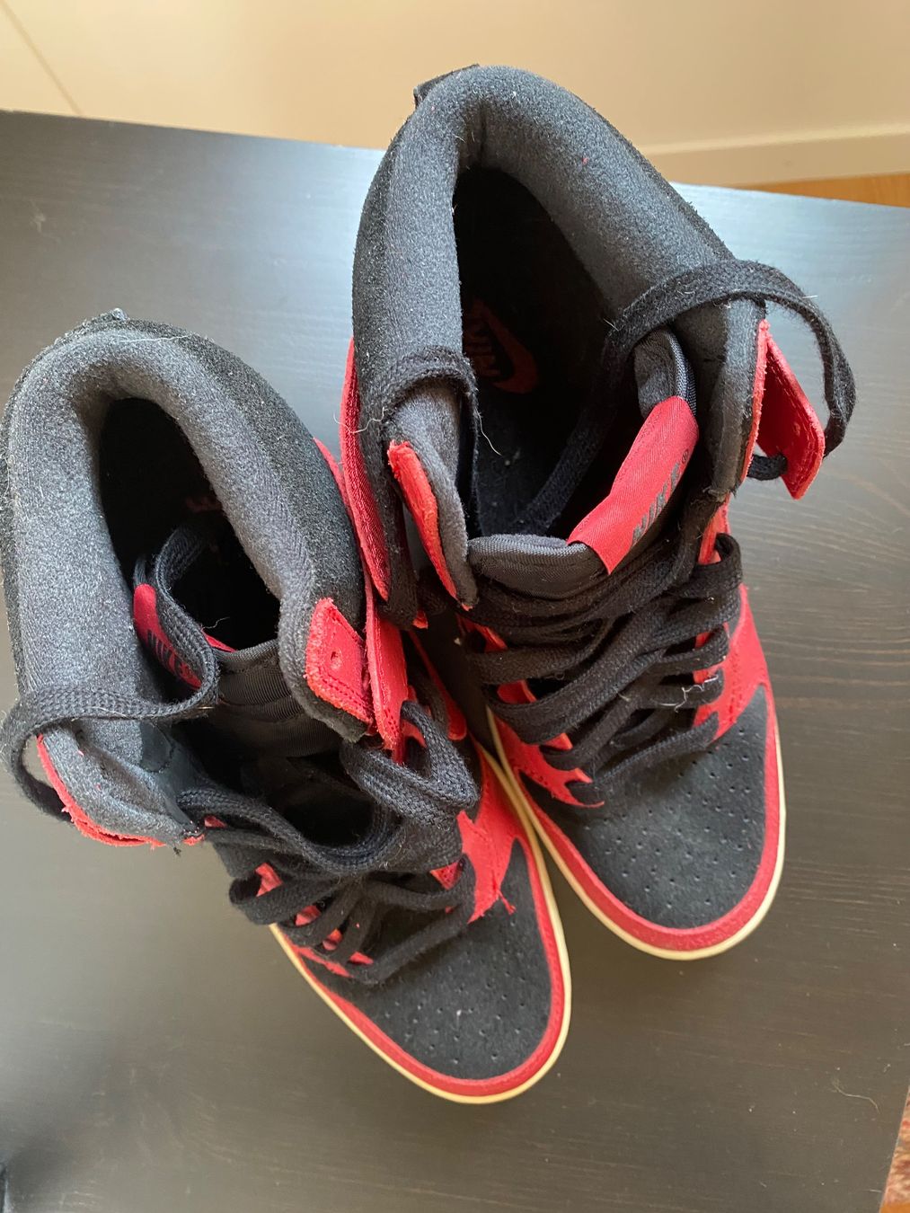 Nike Damenschuhe: Baskets compensées Nike Dunk Sky High rouges et noires T38 – Gebraucht aus Zürich von yam_29rj 3