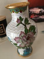 Sehr günstige Cloisonnéevase, sehr kl.Delle am ob.Rand(foto)
