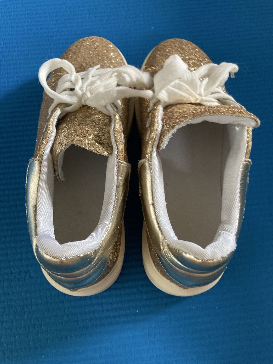 Scarpe da donna: Gold glitzer Sneakers, Grösse 38 – Usato da Langenthal venduto da F5Haenni 3