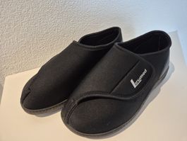 Liromed medizinische Hausschuhe Gr. 43 Klettverschluss