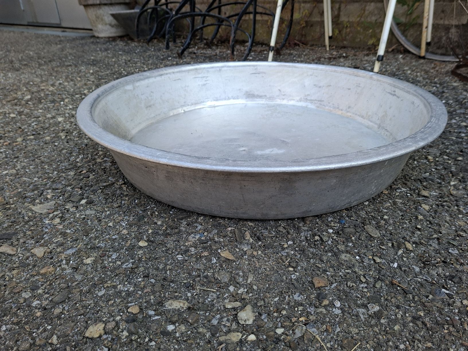 Ciotole: Alu-Schüssel 67cm Durchmesser – Usato da Erlach venduto da silvia3235 1