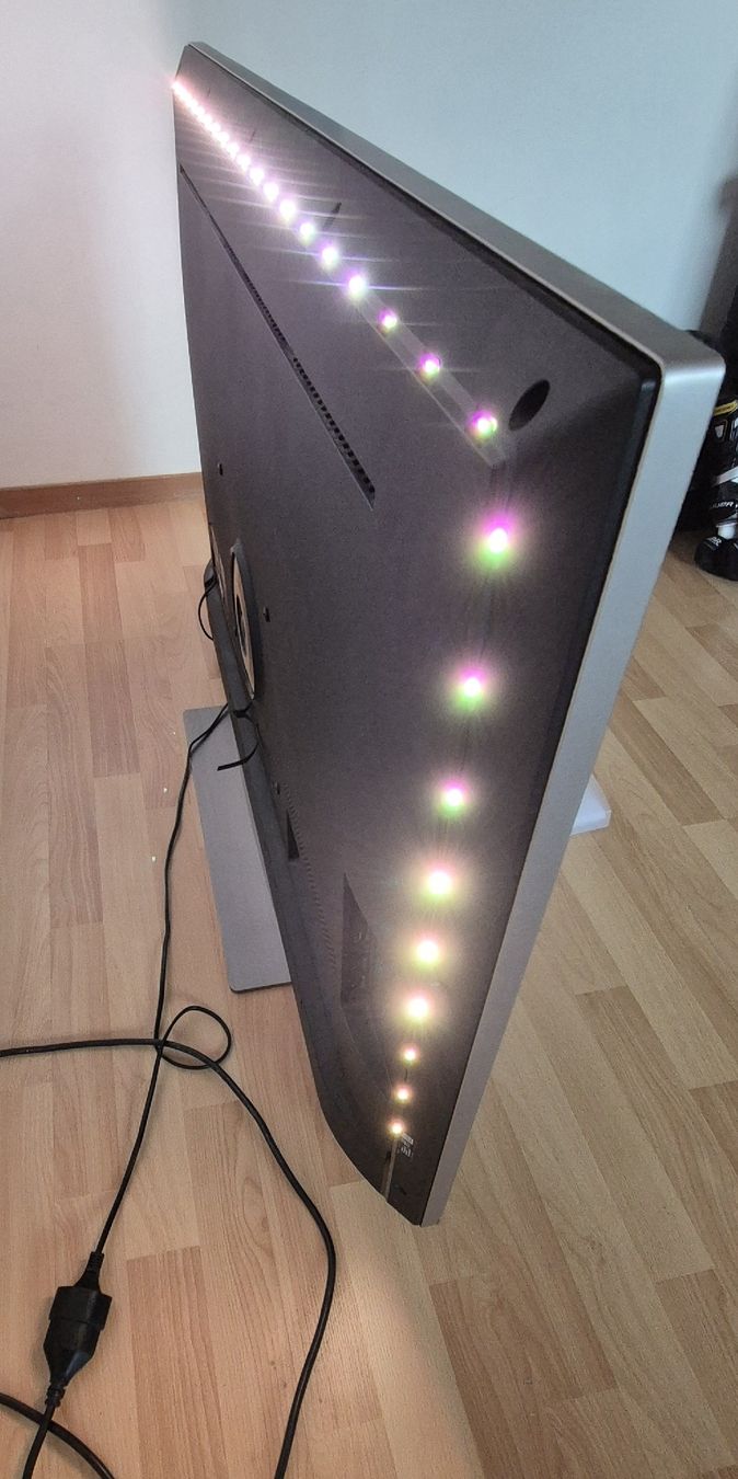 Philips Fernseher: Philips SmartTV 50 Zoll 4K mit Ambilight – Gebraucht aus St. Ursen von Jack_Winzi 3