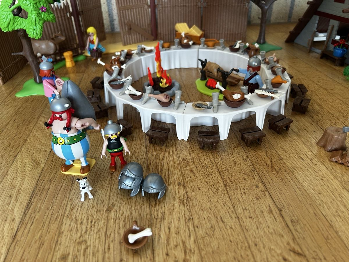 Playmobil Giocattoli: Playmobil Asterix Gallierdorf 70931 – Usato da Nussbaumen AG venduto da huanglong 2