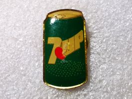 Ansteckpin 38: 7-Up