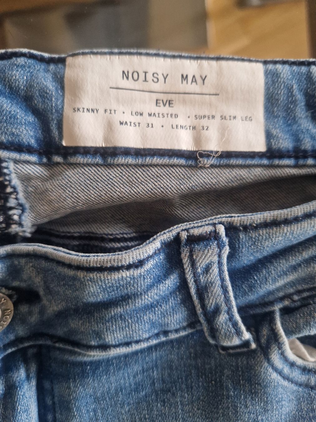 Jeans: Jeans Noisy May 31/32 Stretch – D'occasion à Buttwil par SabrinaA03