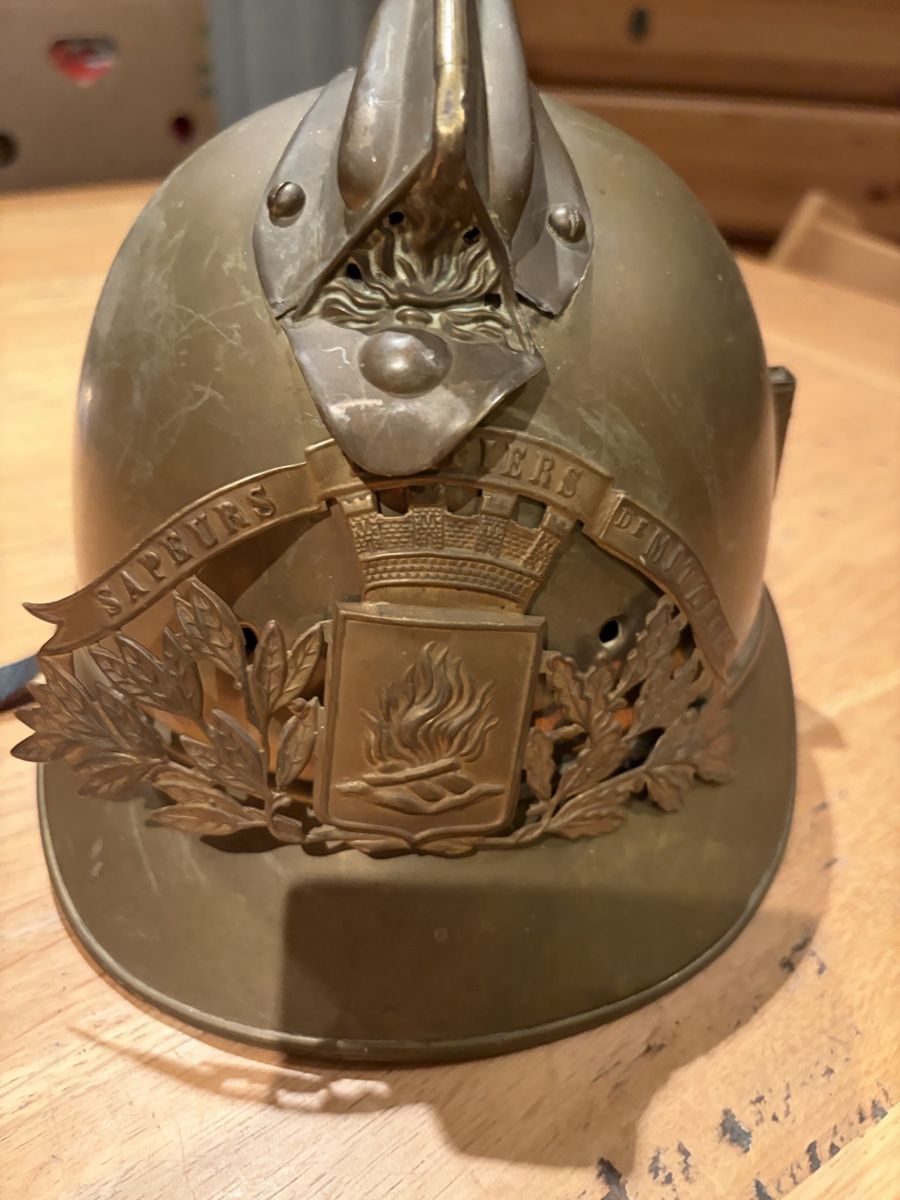 Pompieri: Casque Sapeur Pompier ancien – Usato da Echallens venduto da JAR69