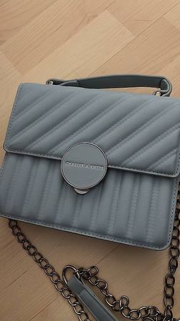 Verschiene Taschen