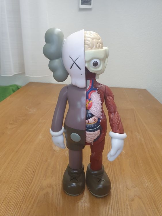 KAWS Medicom Toy Replica | Kaufen auf Ricardo