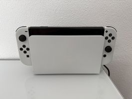 Nintendo Switch OLED, Weiss, neuwertig, Top Zustand!