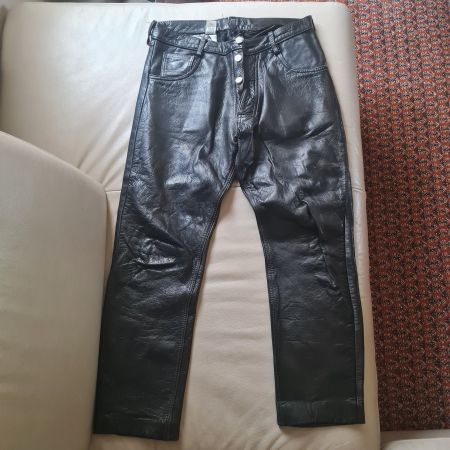 Lederhose in schwarz , Grösse S