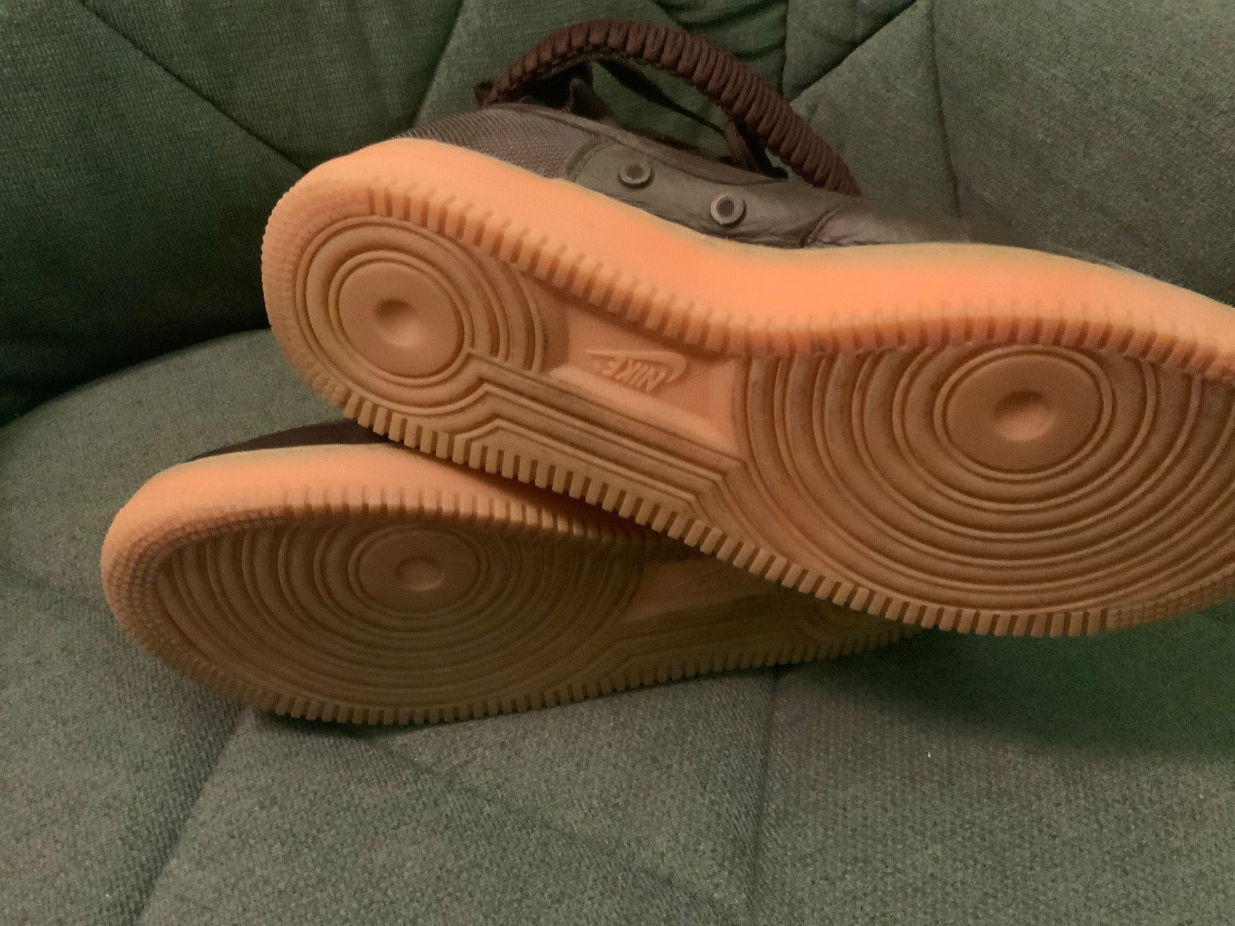 Nike Scarpe da uomo: Nike SF Air Force 1 Boots in Bordeaux – Usato da Allschwil venduto da GrenzWert 1