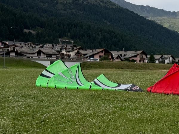 Kite: kite 14 m^2 kitesurf – Gebraucht aus Zürich von ant_97dj 5