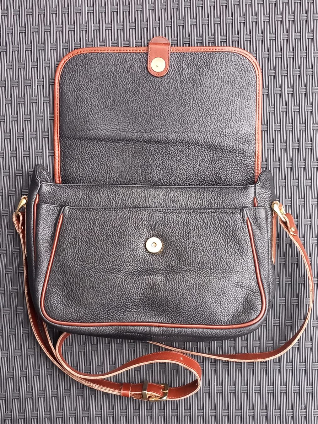 Taschen für Damen: Vintage Leder Handtasche von Matras – Gebraucht aus Winterthur von Jopf1 2
