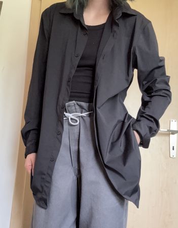 Schwarzes Hemd Zara. Grösse L