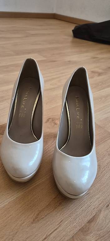 Scarpe da donna: High Heels – Usato da Oberentfelden venduto da manly88 1