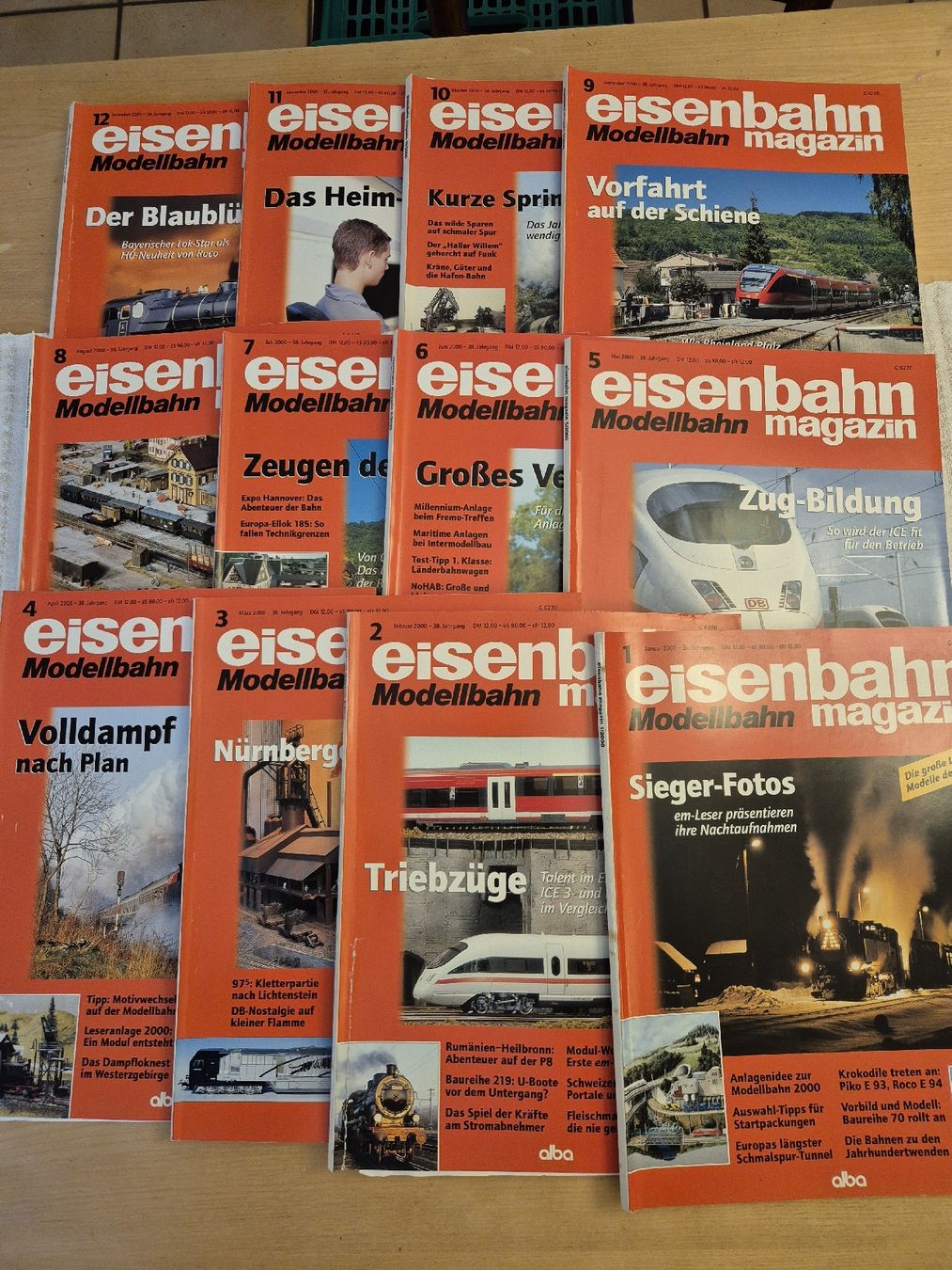 Riviste & Magazine: Eisenbahn Modellbahn Magazin 2000 – Usato da Ehrendingen venduto da Amigo5