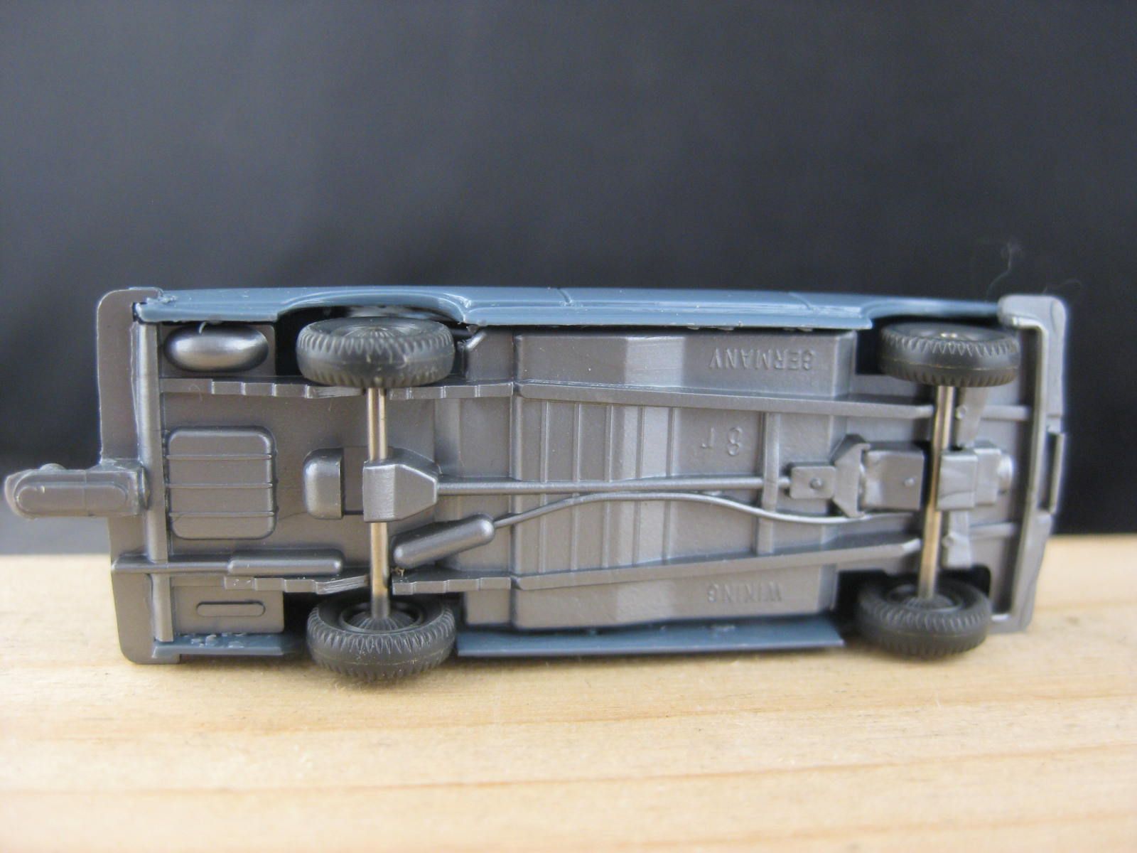 Modellini di ferrovie: Wiking VW Modell 8r, Ford grau – Usato da Malters venduto da Marosko 3