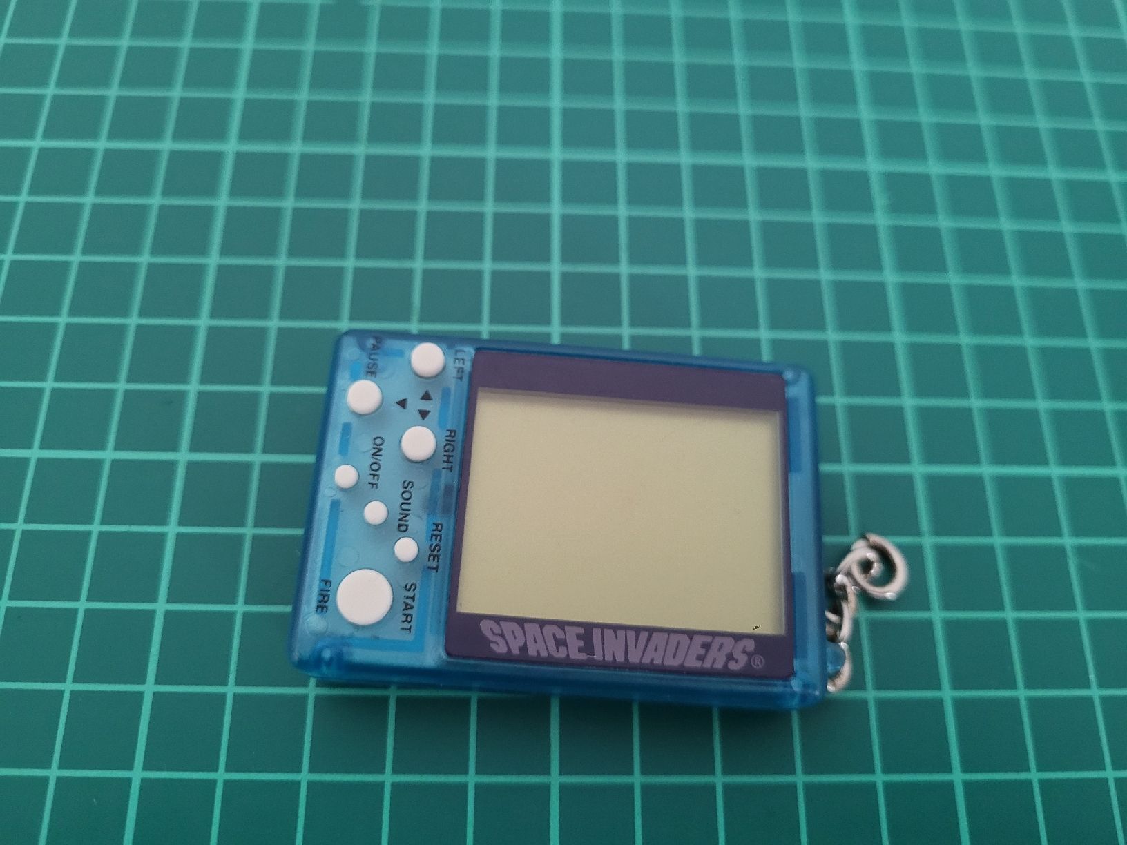 game&watch Console: Vintage Space Invaders Handheld Game - Retro Gaming! – Usato da Meyrin venduto da Retro-GZ 1