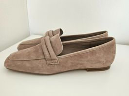 Halbschuh aus Wildleder (nude)