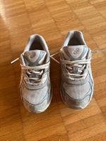 ASICS Turnschuhe  Grau Grösse 38