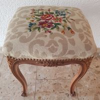 Vintage Holz Hocker mit Gobelin Stickerei 42x42x47 cm