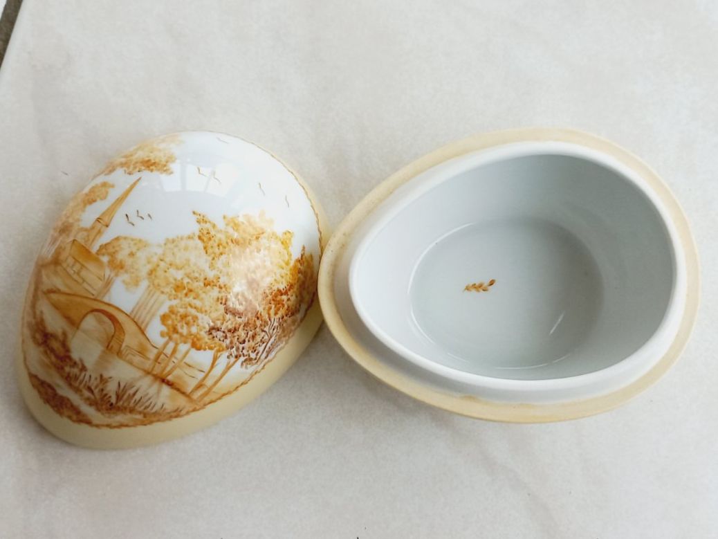 Altro in Decorazioni & Accessori: Porzellan Ei Dose.Handbemalt – Nuovo e nell'imballaggio originale da Winistorf venduto da acreativ4 2