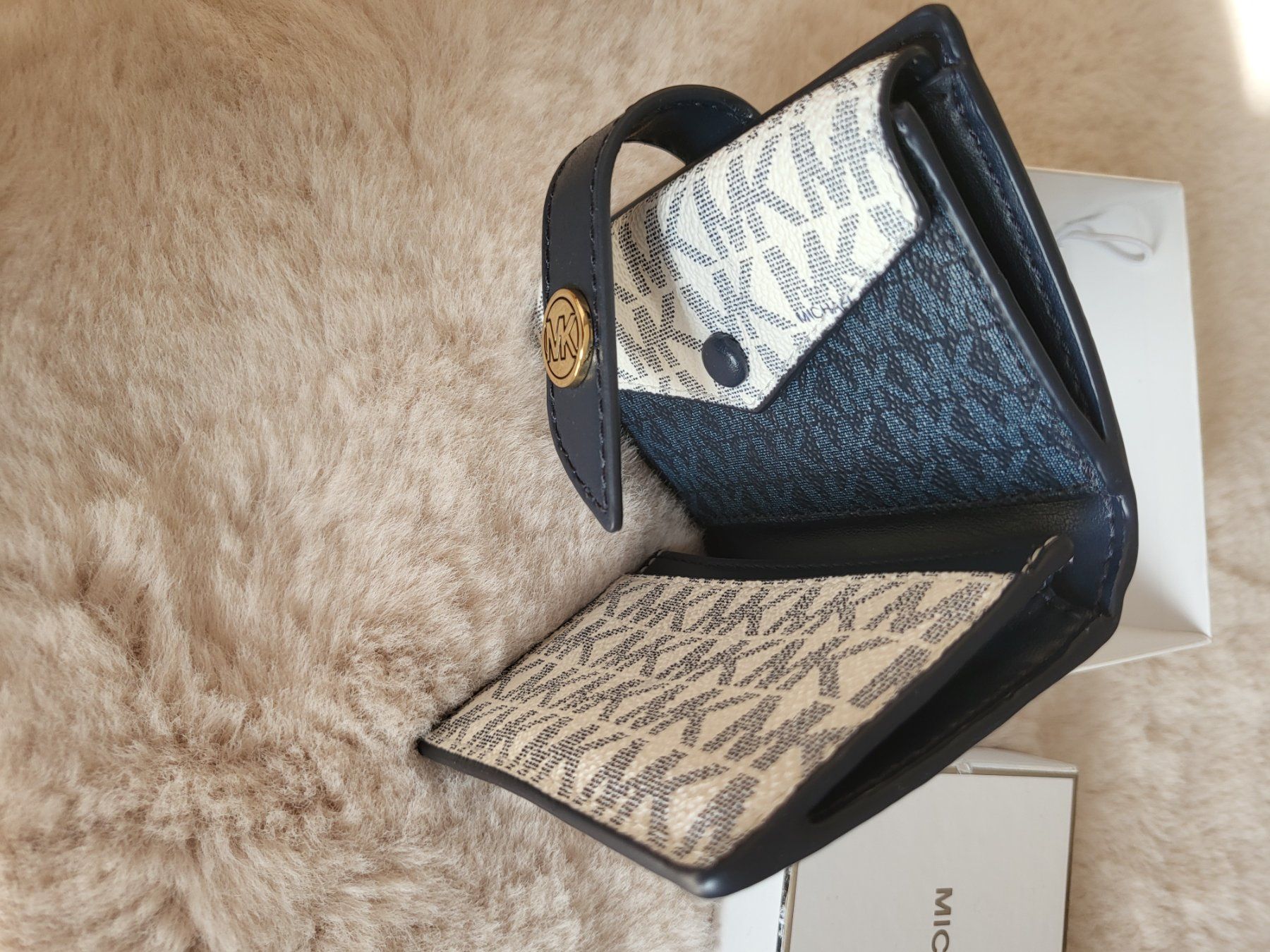 Michael Kors Portamonete: Porte-monnaie MK – Nuovo e nell'imballaggio originale da Aegerten venduto da SivHour 2