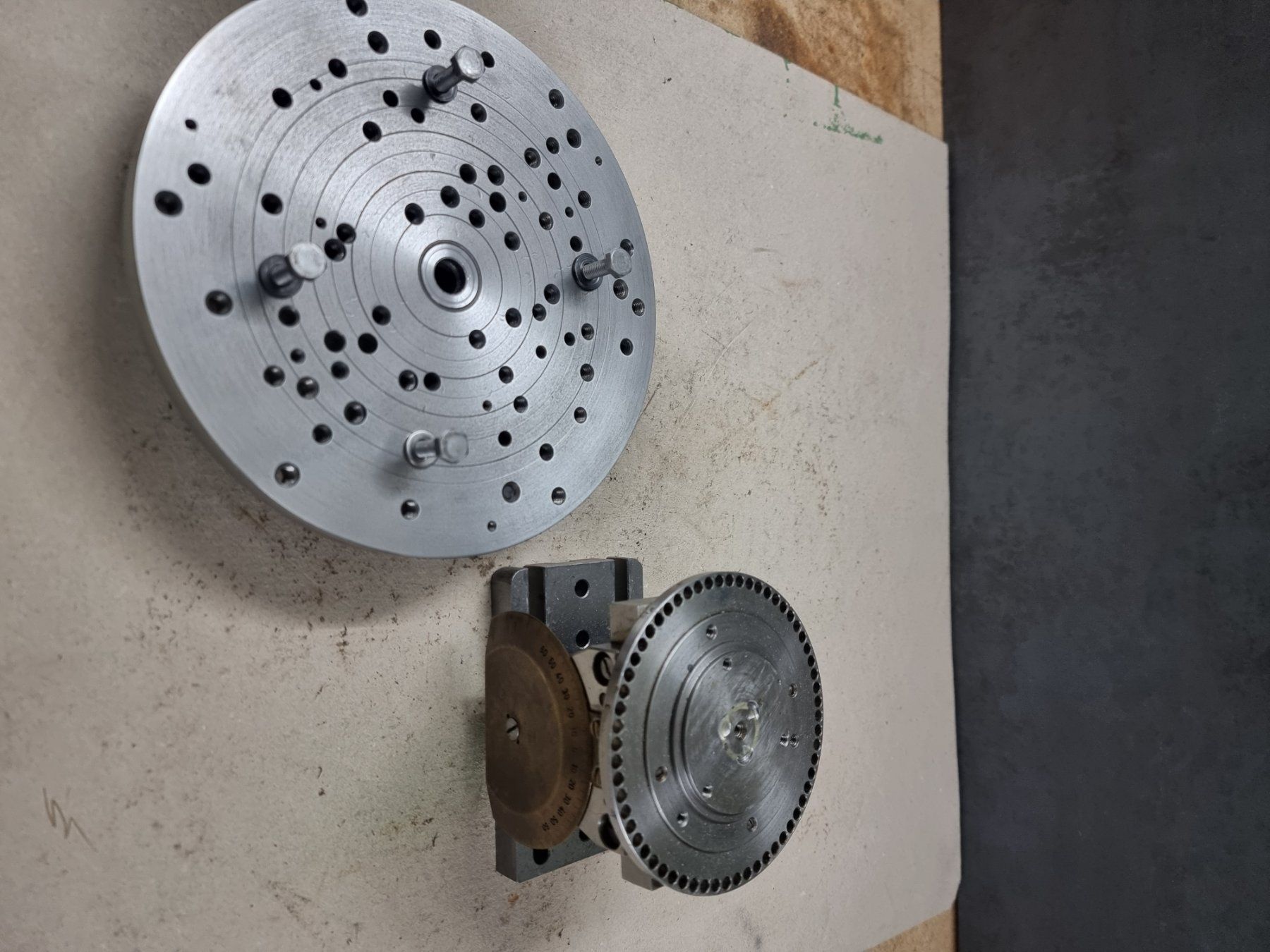 Schaublin Altro per industria metallurgica: Schaublin 102  W20 Planscheibe 200mm – Usato da Zihlschlacht venduto da Fan2002 6