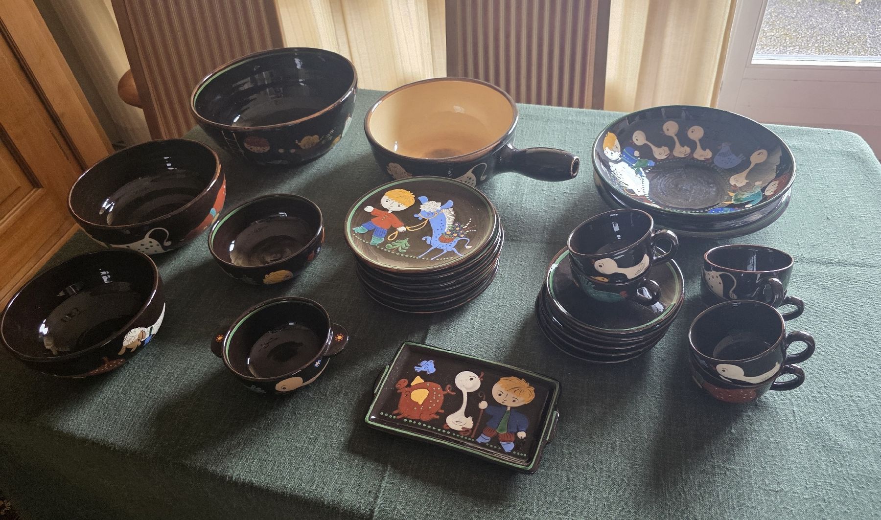 Set di piatti: Schönes Keramikset H. Steiner, Kiesen – Usato da Burgdorf venduto da Handera